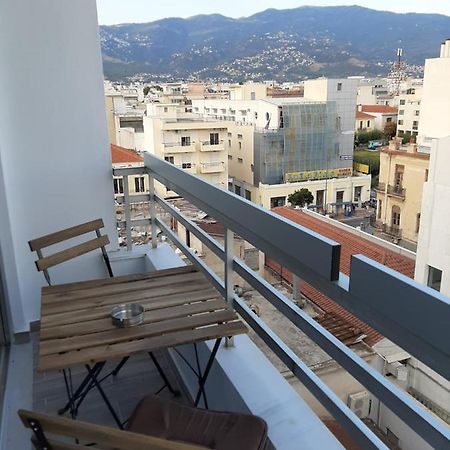Central Mark Loft Volos Luaran gambar