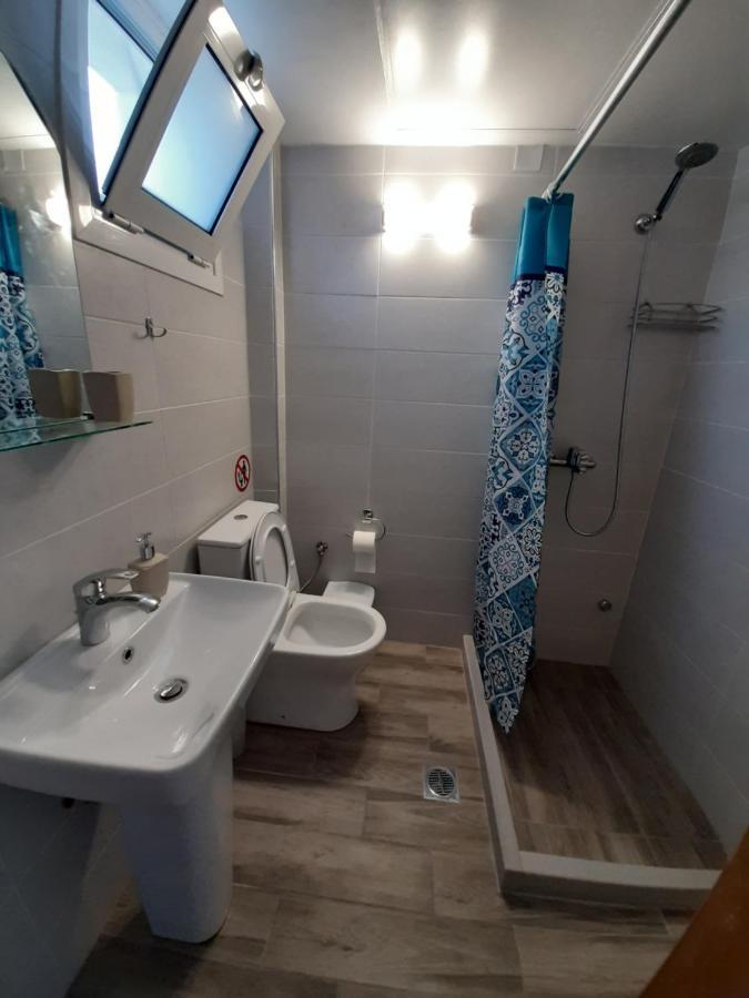 Central Mark Loft Volos Luaran gambar