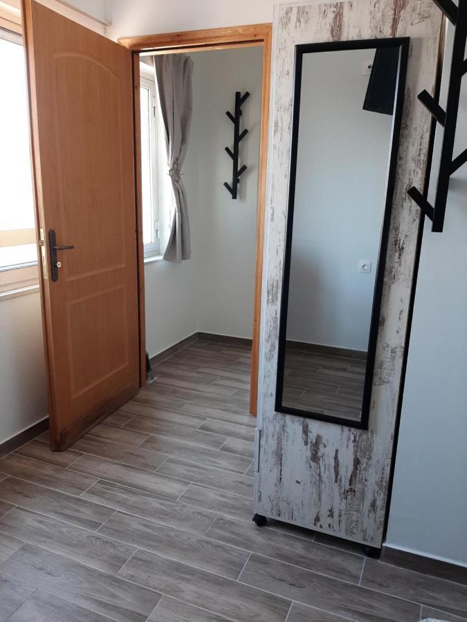 Central Mark Loft Volos Luaran gambar